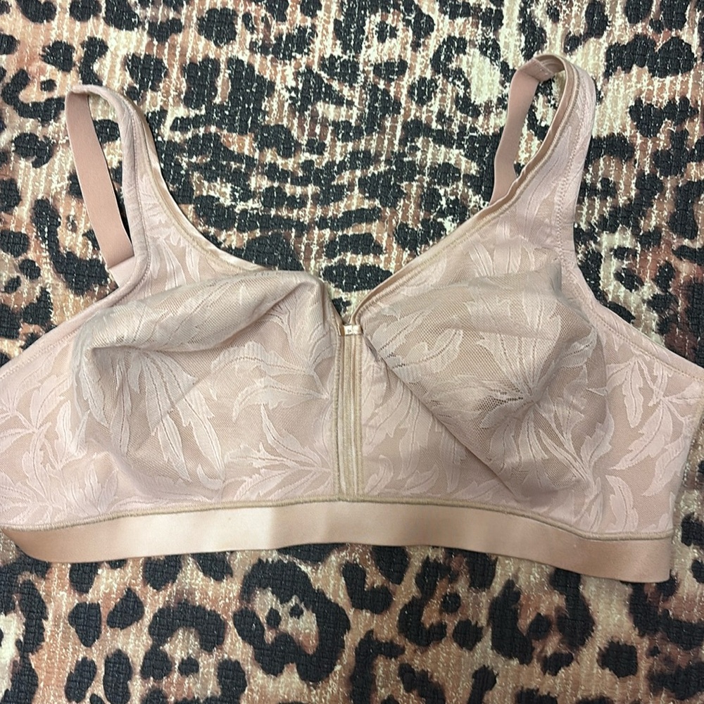 Playtex 4690 Lined Wireless Full Coverage Bra Tau… - image 1